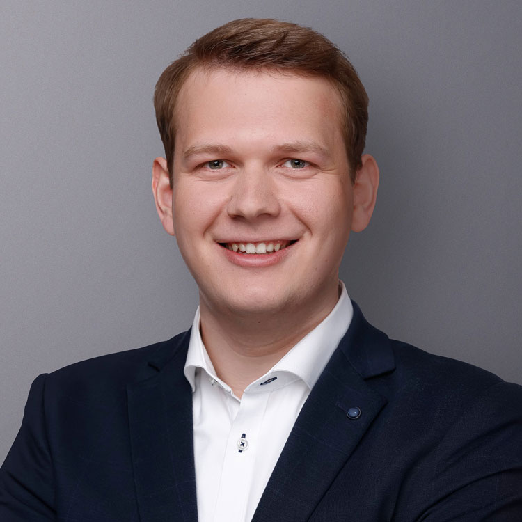 Herzlich willkommen !